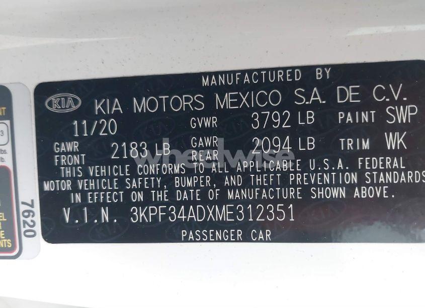 Photo 9 of 2021 Kia Forte GT-LINE (VIN 3KPF34ADXME312351)