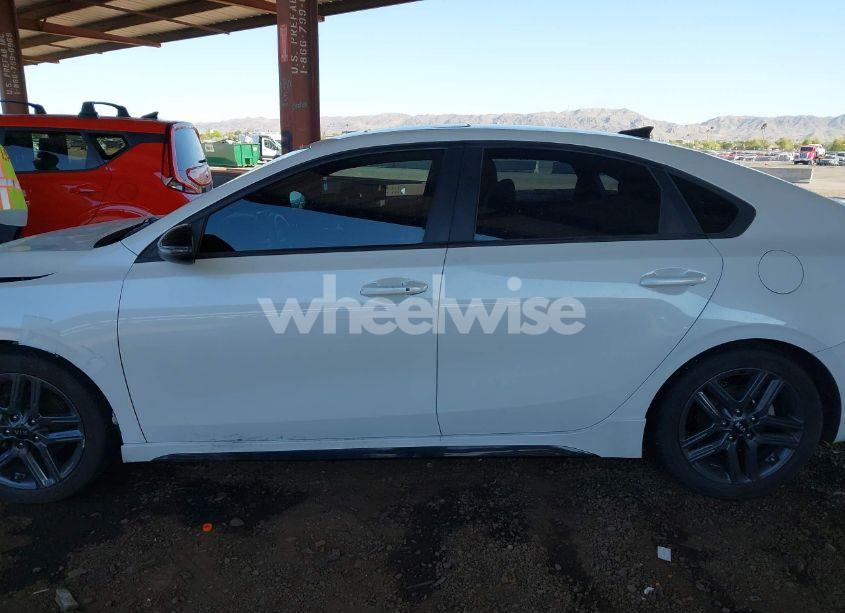 Photo 14 of 2021 Kia Forte GT-LINE (VIN 3KPF34ADXME342191)