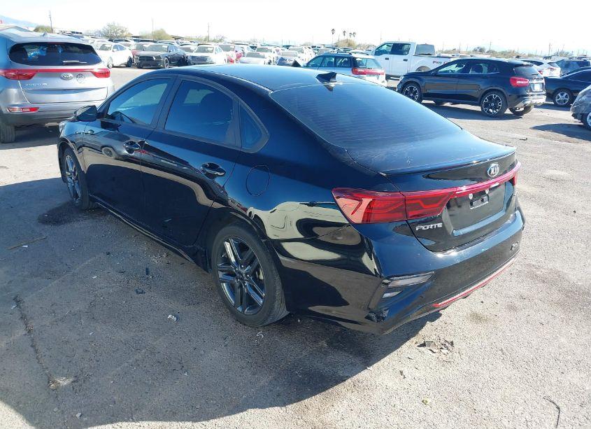 Photo 3 of 2021 Kia Forte GT-LINE (VIN 3KPF34ADXME357581)