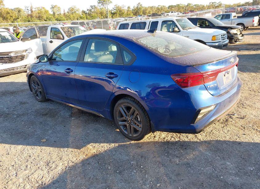 Photo 3 of 2021 Kia Forte GT-LINE (VIN 3KPF34ADXME411526)