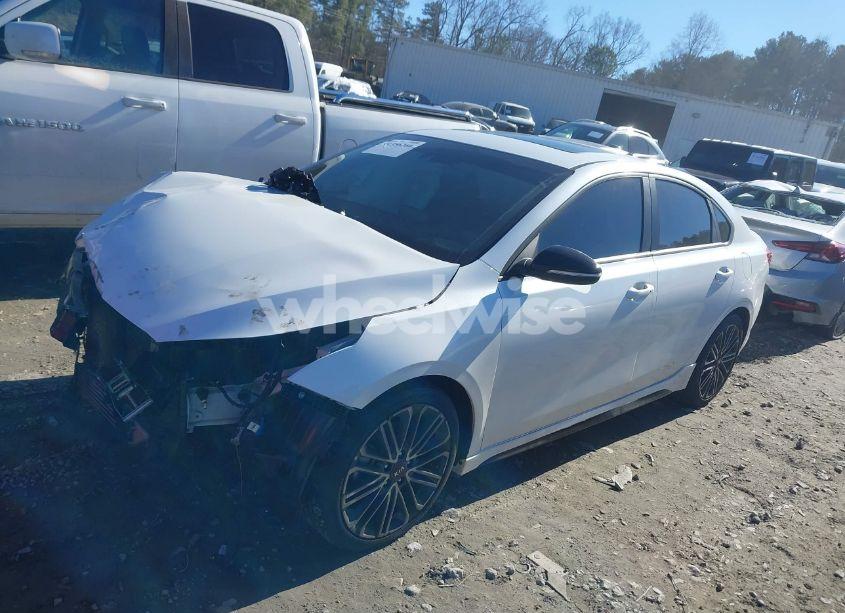 Photo 2 of 2020 Kia Forte GT (VIN 3KPF44AC0LE243611)