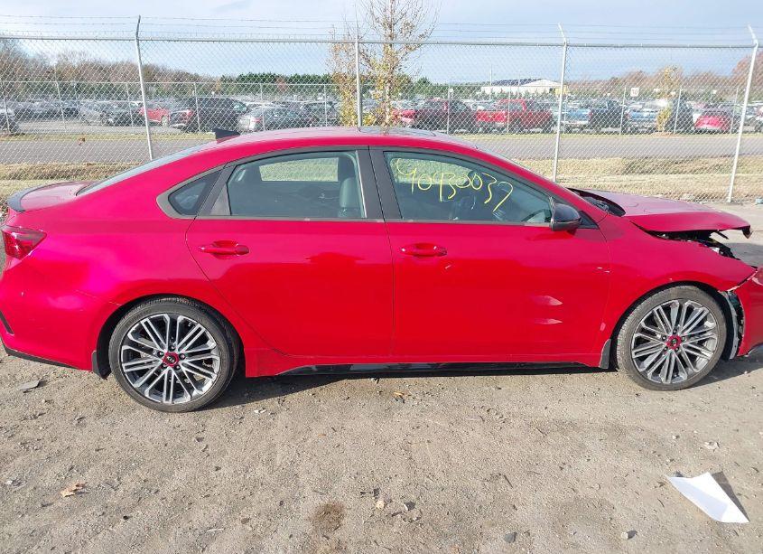 Photo 14 of 2021 Kia Forte GT (VIN 3KPF44AC0ME391825)