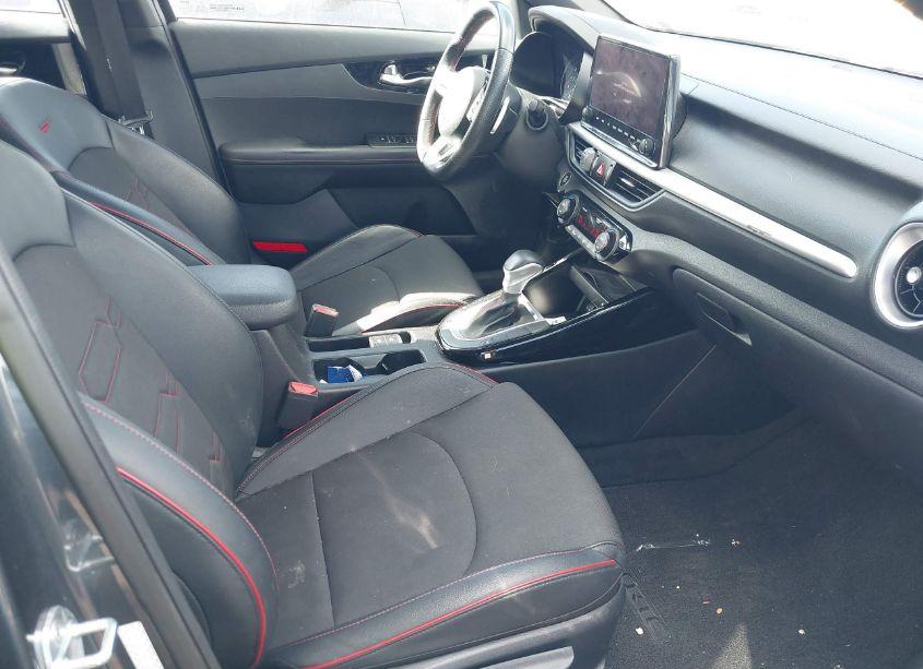 Photo 5 of 2022 Kia Forte GT (VIN 3KPF44AC0NE493272)