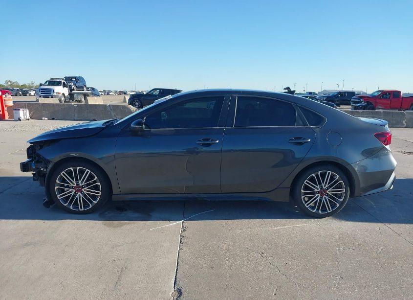 Photo 15 of 2022 Kia Forte GT (VIN 3KPF44AC0NE500950)