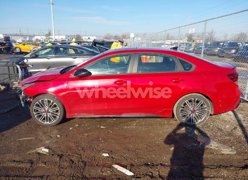 Photo 14 of 2022 Kia Forte GT (VIN 3KPF44AC1NE485326)