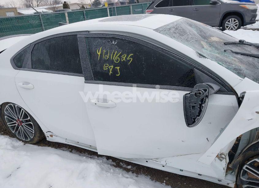 Photo 13 of 2021 Kia Forte GT MANUAL (VIN 3KPF44AC2ME301641)