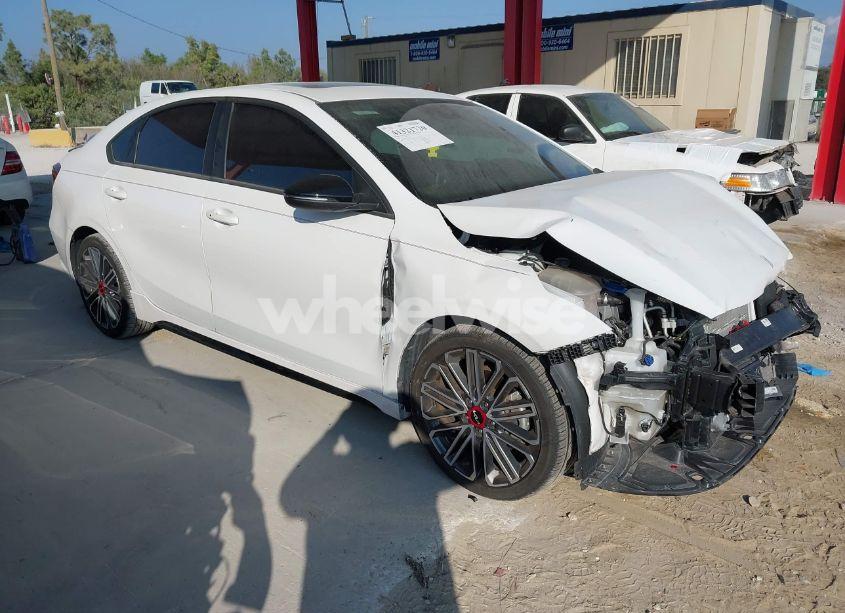 2022 Kia Forte GT (VIN 3KPF44AC2NE442078) main photo