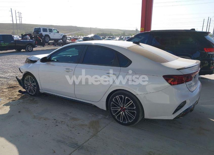 Photo 15 of 2022 Kia Forte GT (VIN 3KPF44AC2NE442078)