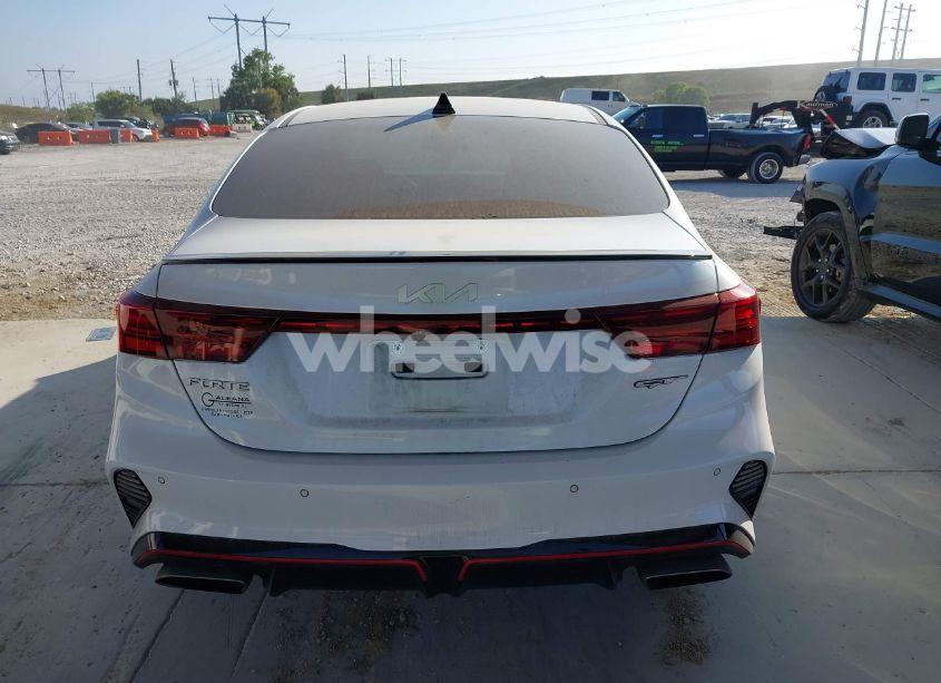 Photo 17 of 2022 Kia Forte GT (VIN 3KPF44AC2NE442078)