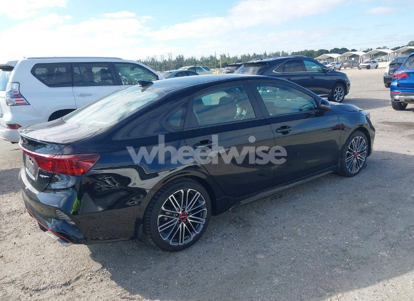 Photo 4 of 2024 Kia Forte GT MANUAL (VIN 3KPF44AC2RE712755)