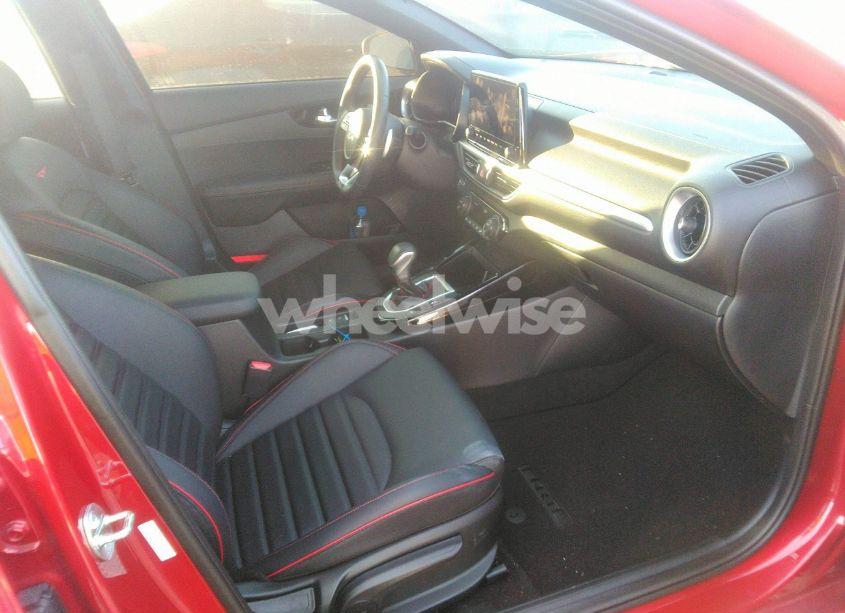 Photo 5 of 2024 Kia Forte GT (VIN 3KPF44AC2RE782286)