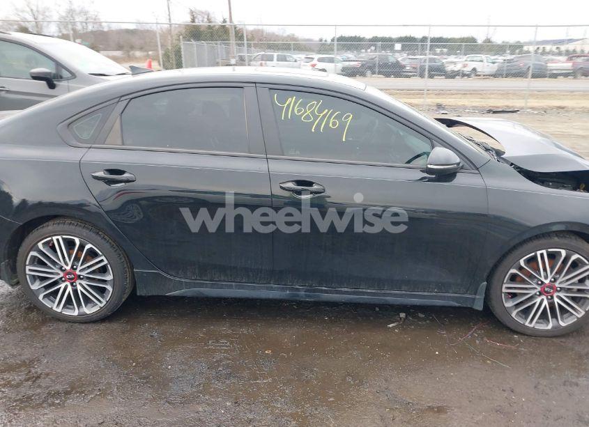 Photo 13 of 2020 Kia Forte GT (VIN 3KPF44AC3LE224485)