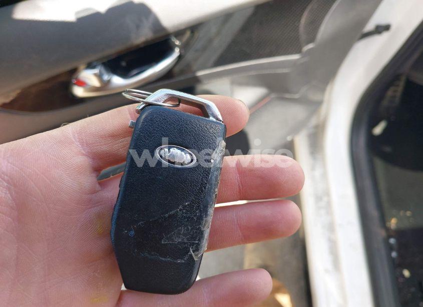 Photo 11 of 2020 Kia Forte GT (VIN 3KPF44AC3LE256563)