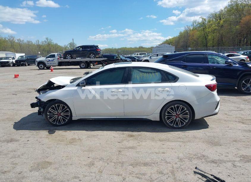 Photo 15 of 2020 Kia Forte GT (VIN 3KPF44AC3LE256563)