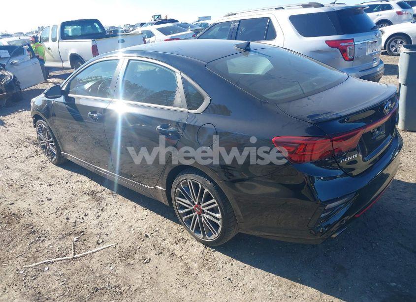 Photo 3 of 2021 Kia Forte GT MANUAL (VIN 3KPF44AC3ME287572)