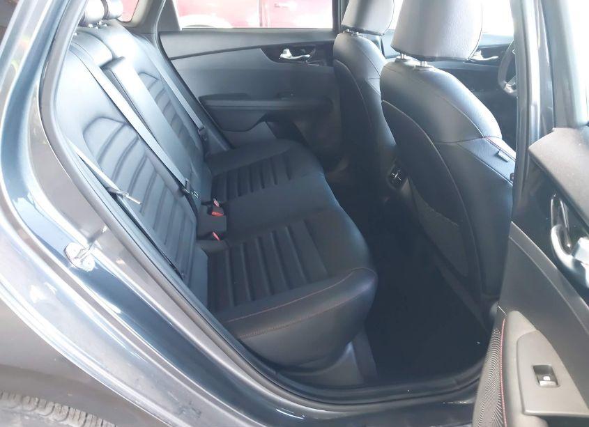 Photo 8 of 2021 Kia Forte GT (VIN 3KPF44AC3ME309344)