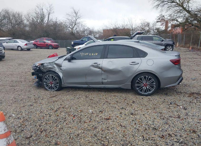 Photo 14 of 2022 Kia Forte GT (VIN 3KPF44AC3NE468902)