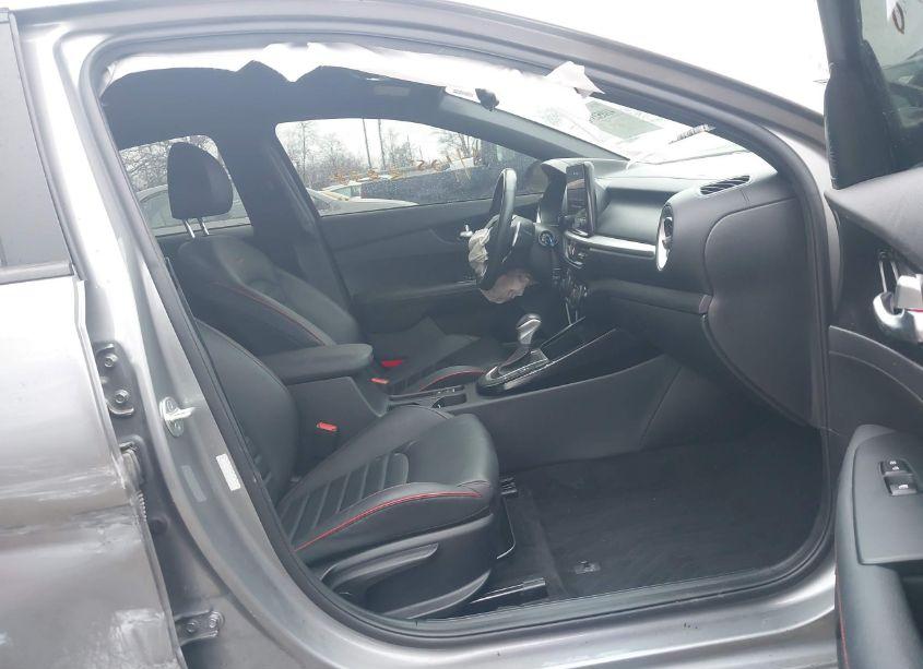 Photo 5 of 2022 Kia Forte GT (VIN 3KPF44AC3NE468902)