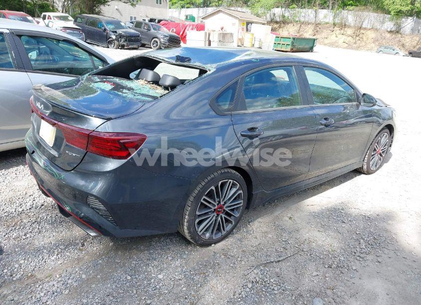 Photo 4 of 2022 Kia Forte GT MANUAL (VIN 3KPF44AC3NE492665)