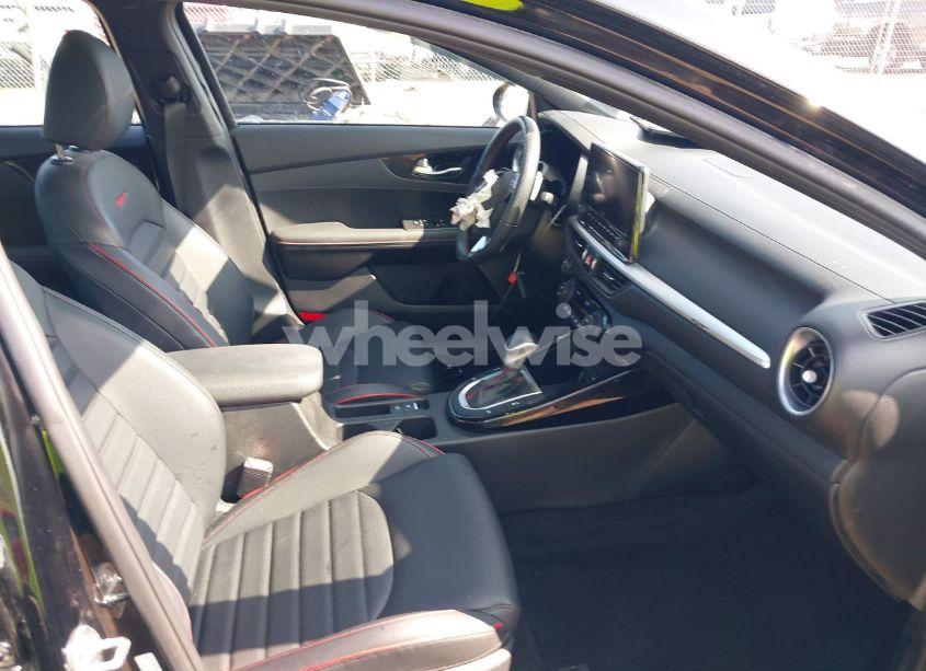 Photo 5 of 2023 Kia Forte GT (VIN 3KPF44AC3PE651915)