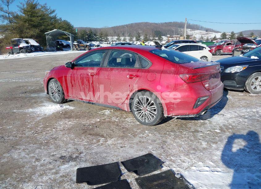 Photo 3 of 2020 Kia Forte GT (VIN 3KPF44AC4LE168797)