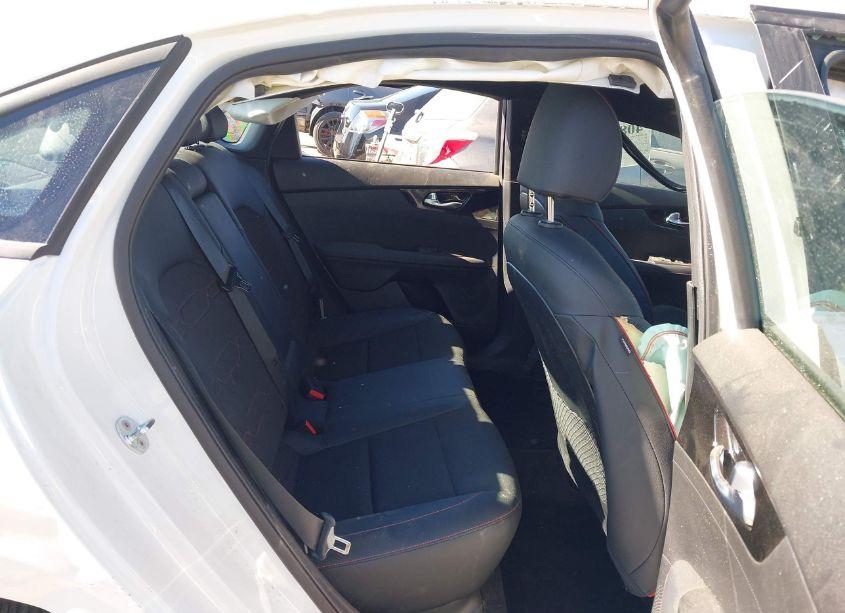 Photo 8 of 2022 Kia Forte GT (VIN 3KPF44AC4NE493100)