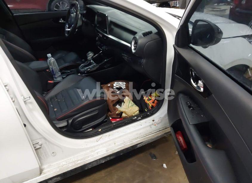 Photo 5 of 2024 Kia Forte GT (VIN 3KPF44AC4RE704155)