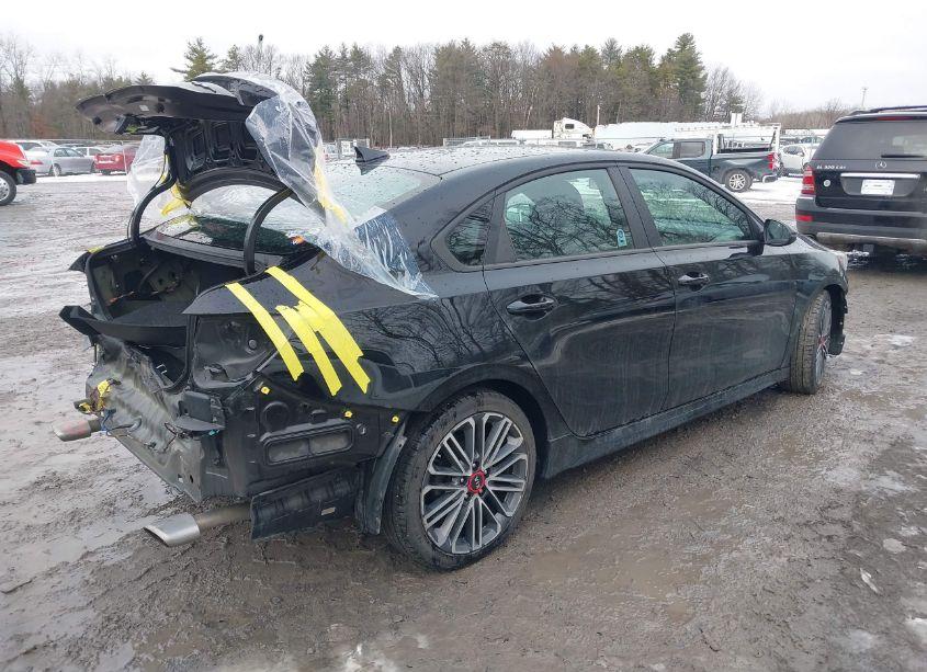 Photo 4 of 2021 Kia Forte GT (VIN 3KPF44AC5ME333225)