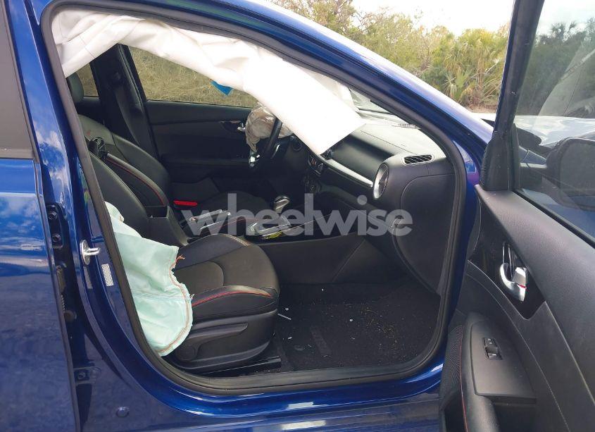 Photo 5 of 2021 Kia Forte GT (VIN 3KPF44AC5ME396678)