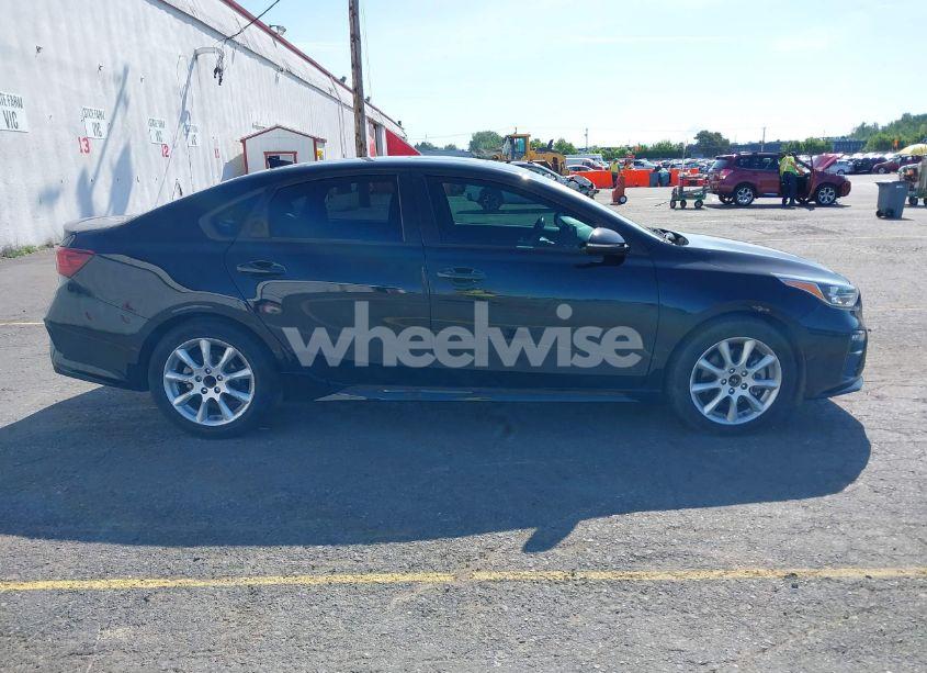 Photo 13 of 2020 Kia Forte GT (VIN 3KPF44AC6LE184290)