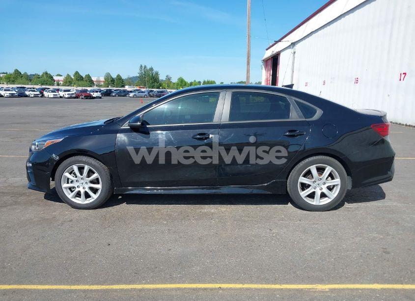 Photo 14 of 2020 Kia Forte GT (VIN 3KPF44AC6LE184290)