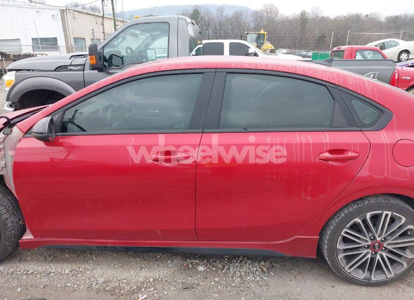 Photo 14 of 2021 Kia Forte GT (VIN 3KPF44AC6ME331015)