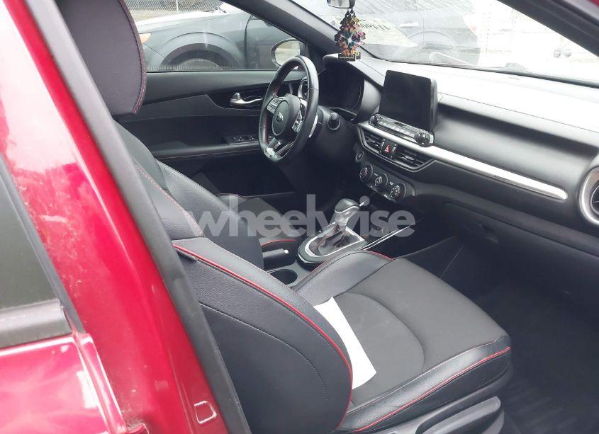 Photo 5 of 2021 Kia Forte GT (VIN 3KPF44AC6ME331015)