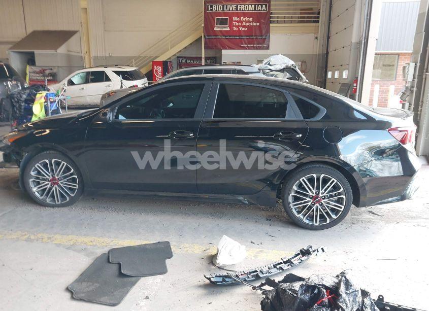 Photo 15 of 2024 Kia Forte GT (VIN 3KPF44AC6RE715805)