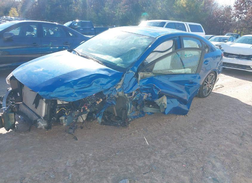 Photo 2 of 2023 Kia Forte GT (VIN 3KPF44AC7PE517571)