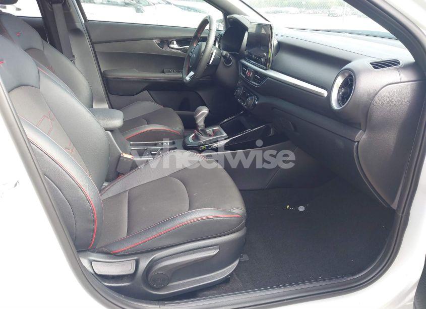 Photo 5 of 2024 Kia Forte GT (VIN 3KPF44AC7RE747274)