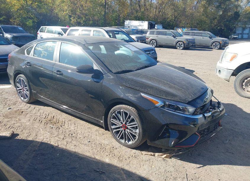 2024 Kia Forte GT (VIN 3KPF44AC7RE773275) main photo