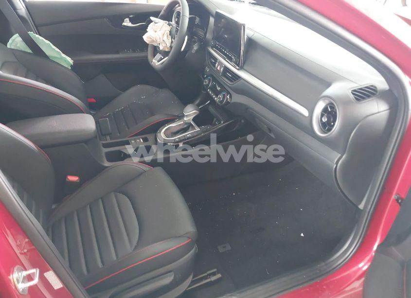 Photo 5 of 2024 Kia Forte GT (VIN 3KPF44AC7RE782980)