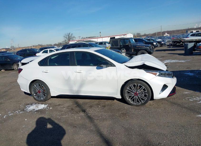 Photo 13 of 2022 Kia Forte GT (VIN 3KPF44AC8NE430419)