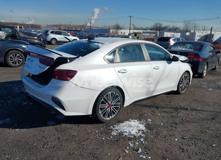 Photo 4 of 2022 Kia Forte GT (VIN 3KPF44AC8NE430419)