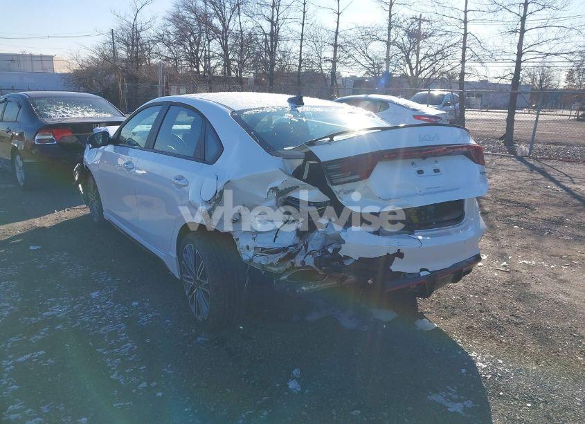 Photo 6 of 2022 Kia Forte GT (VIN 3KPF44AC8NE430419)