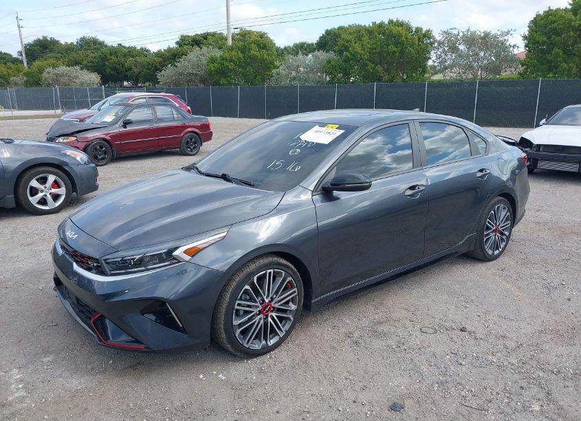 Photo 2 of 2022 Kia Forte GT (VIN 3KPF44AC8NE451576)