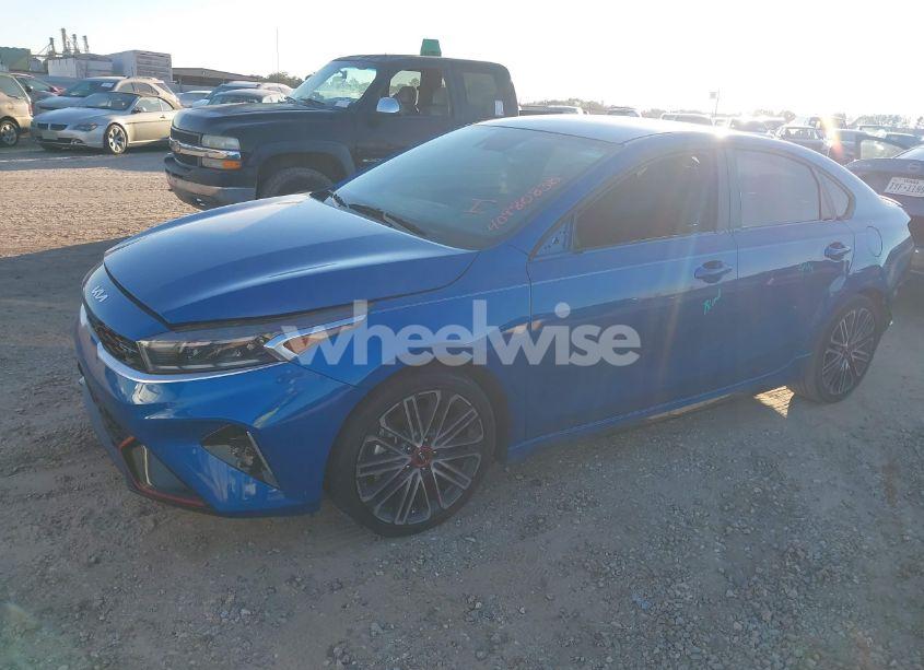 Photo 2 of 2022 Kia Forte GT (VIN 3KPF44AC8NE495741)