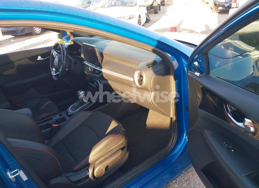 Photo 5 of 2022 Kia Forte GT (VIN 3KPF44AC8NE495741)