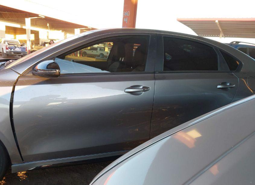 Photo 15 of 2023 Kia Forte GT (VIN 3KPF44AC8PE528434)