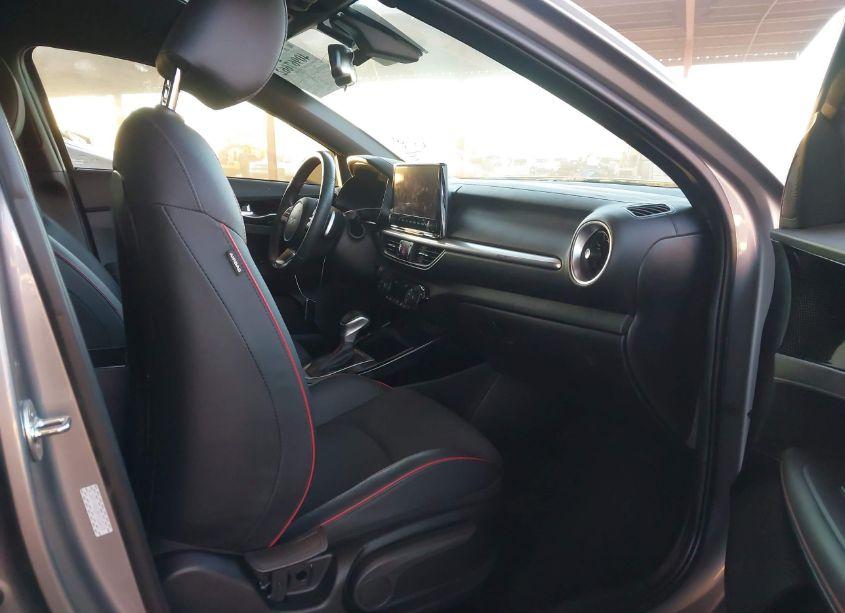 Photo 5 of 2023 Kia Forte GT (VIN 3KPF44AC8PE528434)