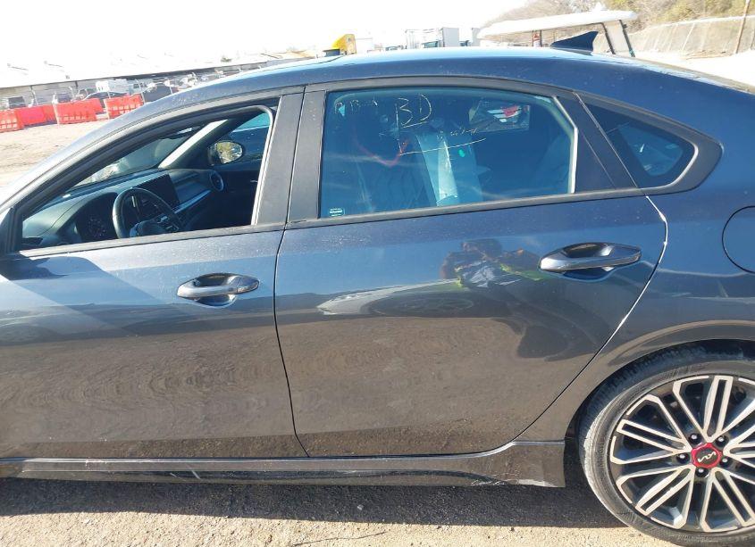 Photo 14 of 2023 Kia Forte GT (VIN 3KPF44AC8PE655913)