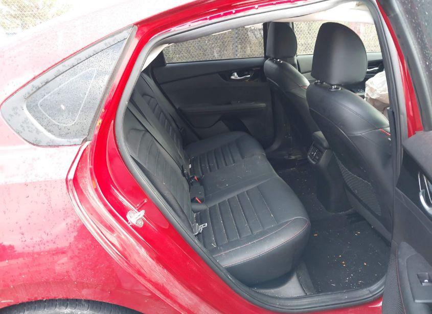 Photo 8 of 2021 Kia Forte GT (VIN 3KPF44AC9ME323961)