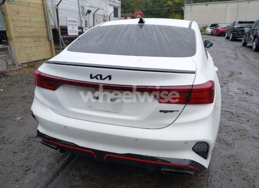 Photo 17 of 2022 Kia Forte GT (VIN 3KPF44AC9NE460058)