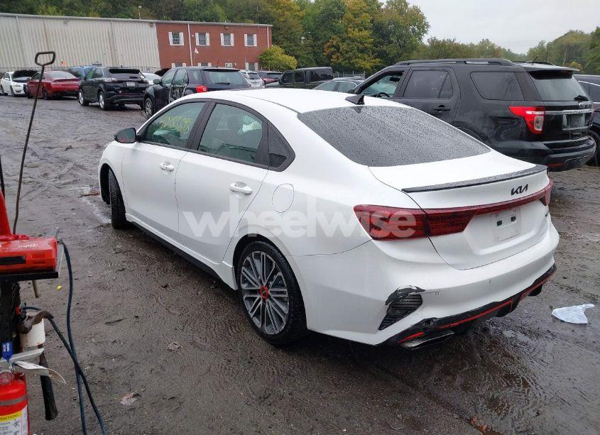 Photo 3 of 2022 Kia Forte GT (VIN 3KPF44AC9NE460058)